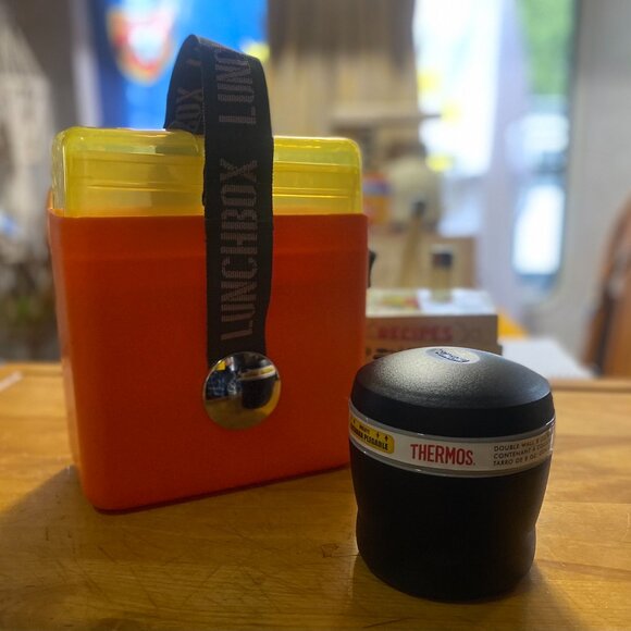 26- (3some) Snappy Canadian,You Cannot Contain Her.Oots A Souper Box She Has. - Picture 1 of 15